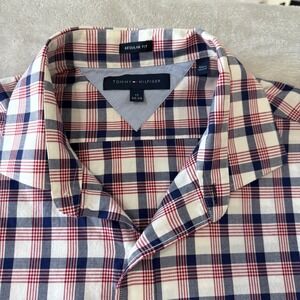 Tommy Hilfiger Men's Regular Fit Plaid‎ Long Sleeve Button Down Shirt Size 17